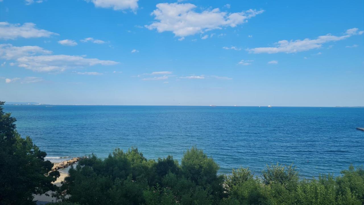 Apartment Lazur By The Sea Ravda Exteriör bild
