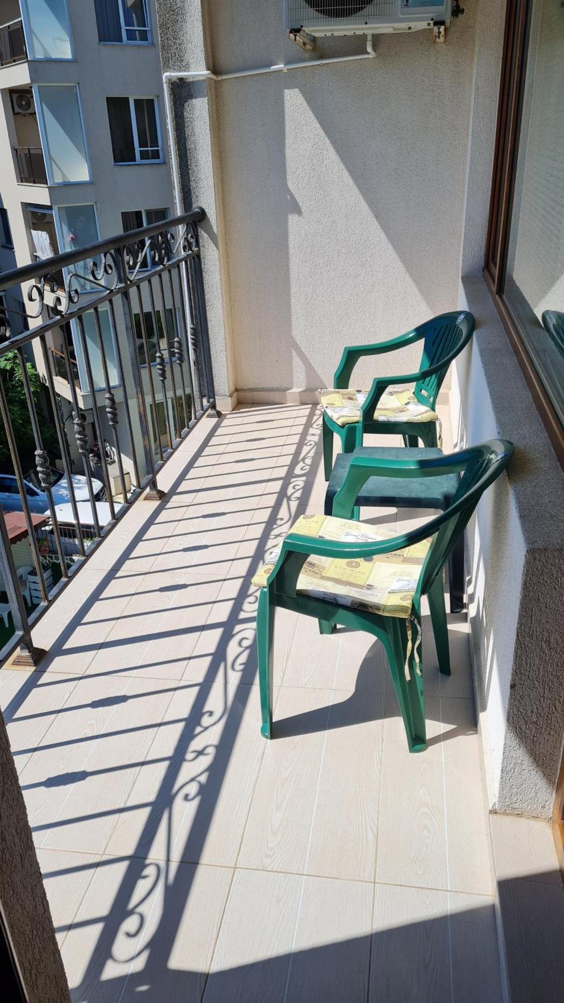 Apartment Lazur By The Sea Ravda Exteriör bild